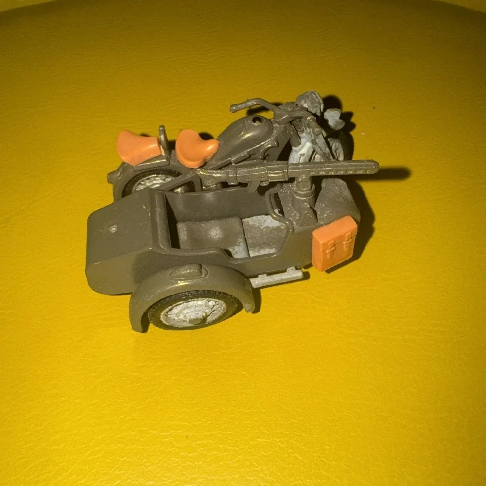 Vintage Britains Ltd Die-Cast German BMW Motorcycle w/sidecar War READ